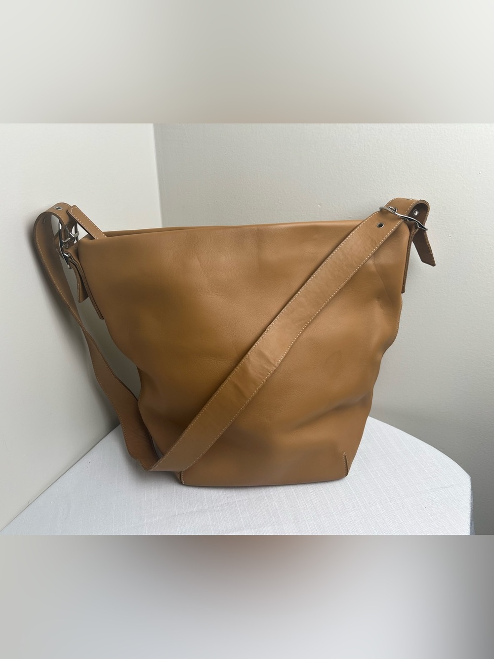 Coach Soho Legacy Bucket Hobo Shoulder Bag Tote in Camel Tan